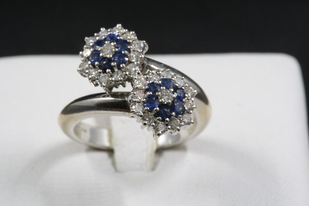 ANELLO CONTRARIÈ