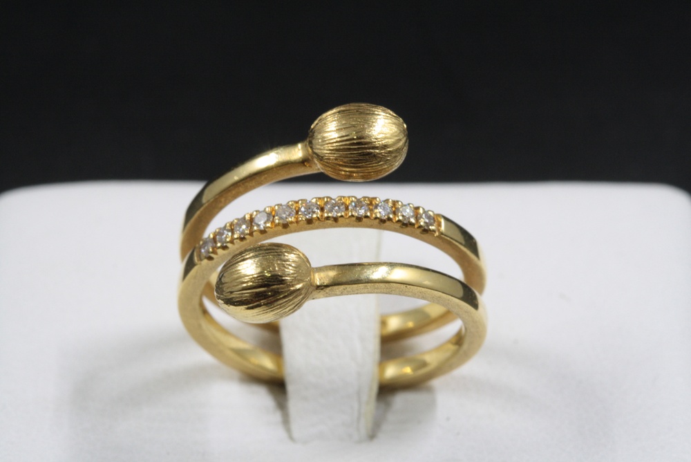 ANELLO CONTRARIÈ